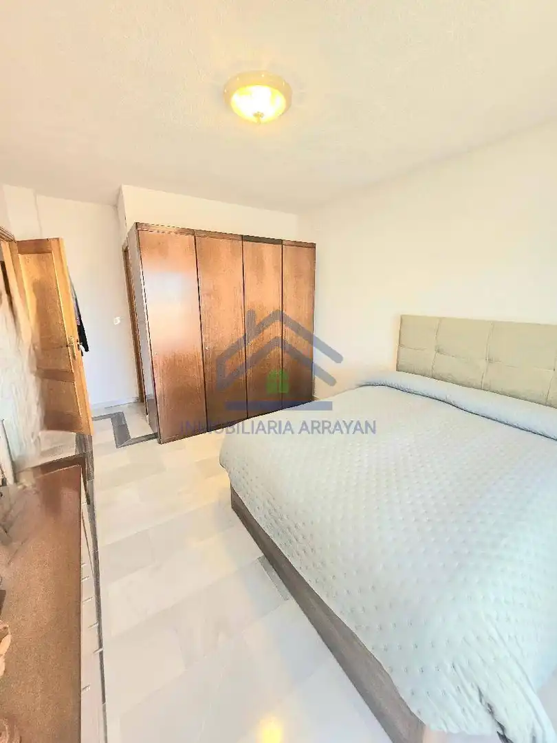 Habitación de Casa o chalet en venta en Ogíjares con Aire acondicionado, Calefacción y Jardín privado