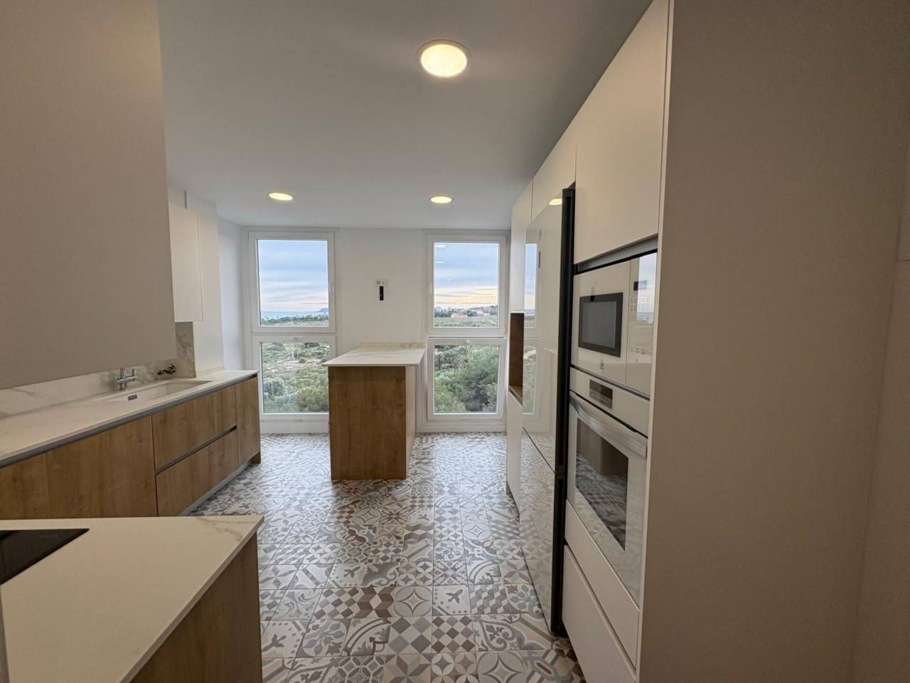 Cuina de Pis en venda en Alicante / Alacant amb Aire condicionat, Calefacció i Terrassa