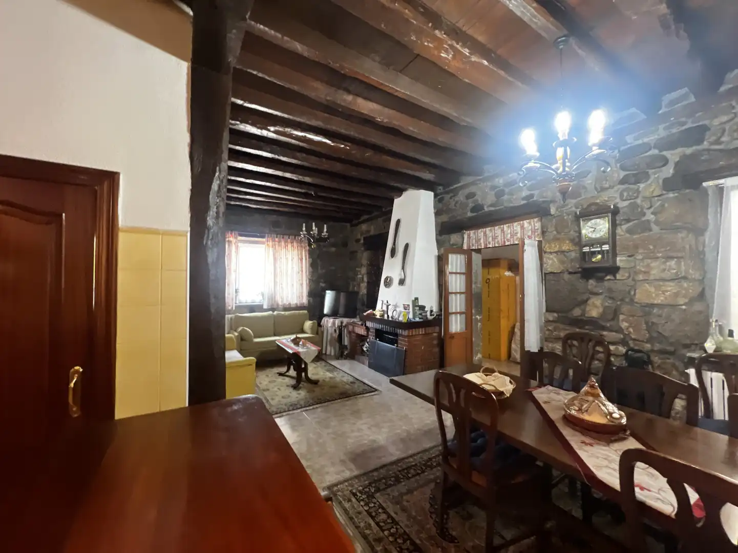 Sala d'estar de Casa adosada en venda en Liérganes amb Calefacció, Parquet i Terrassa