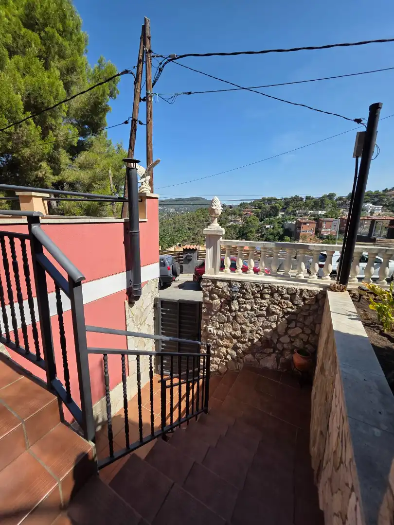 Casa amb terrassa en venda a Vallirana, imagen 37