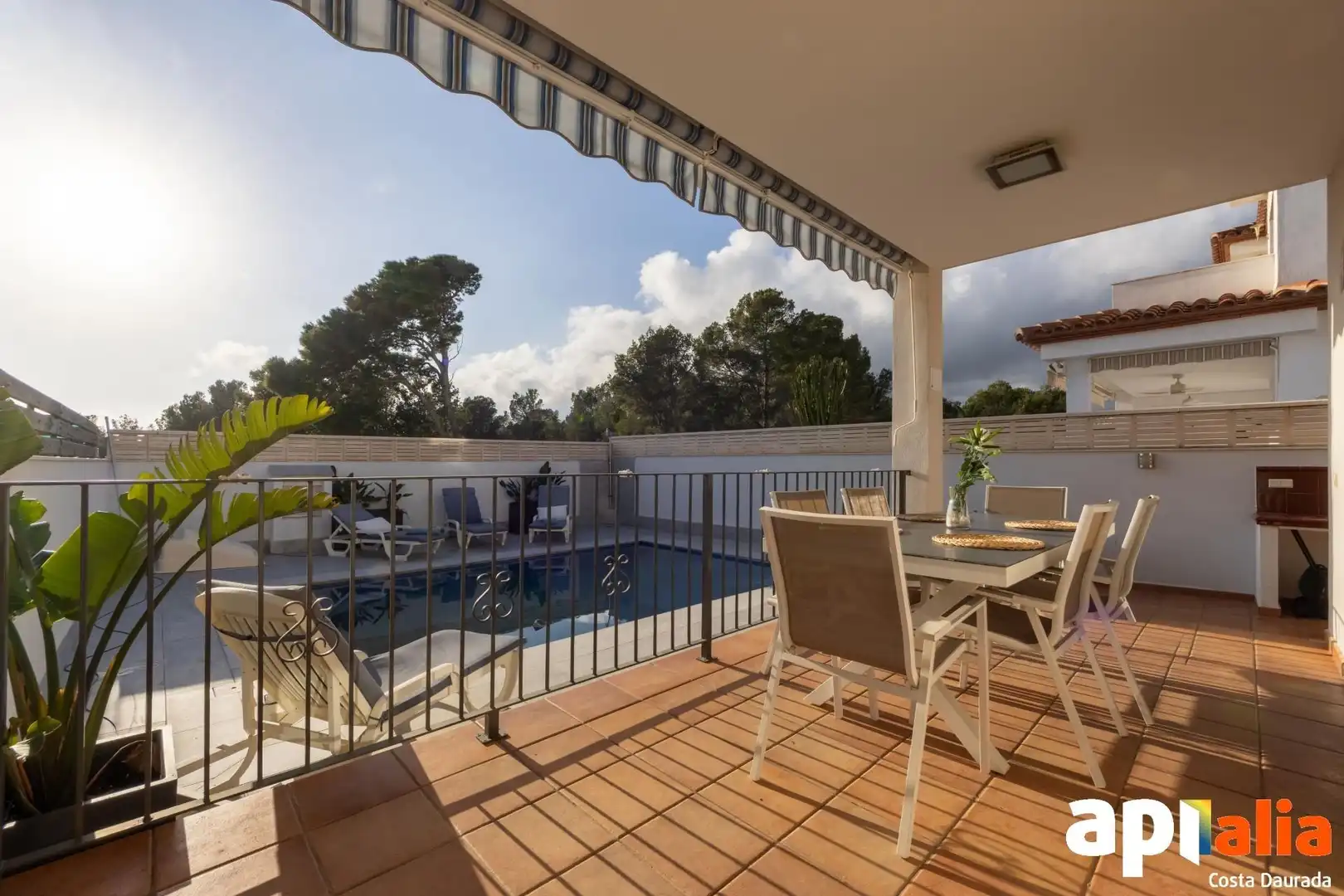 Casa a schiera con piscina in vendita a Avenida CADIS DE, imagen 3