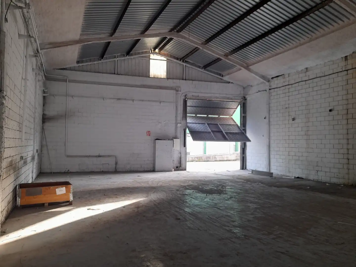 Nau industrial de lloguer a Carrer Lisboa, 7, Zona Industrial