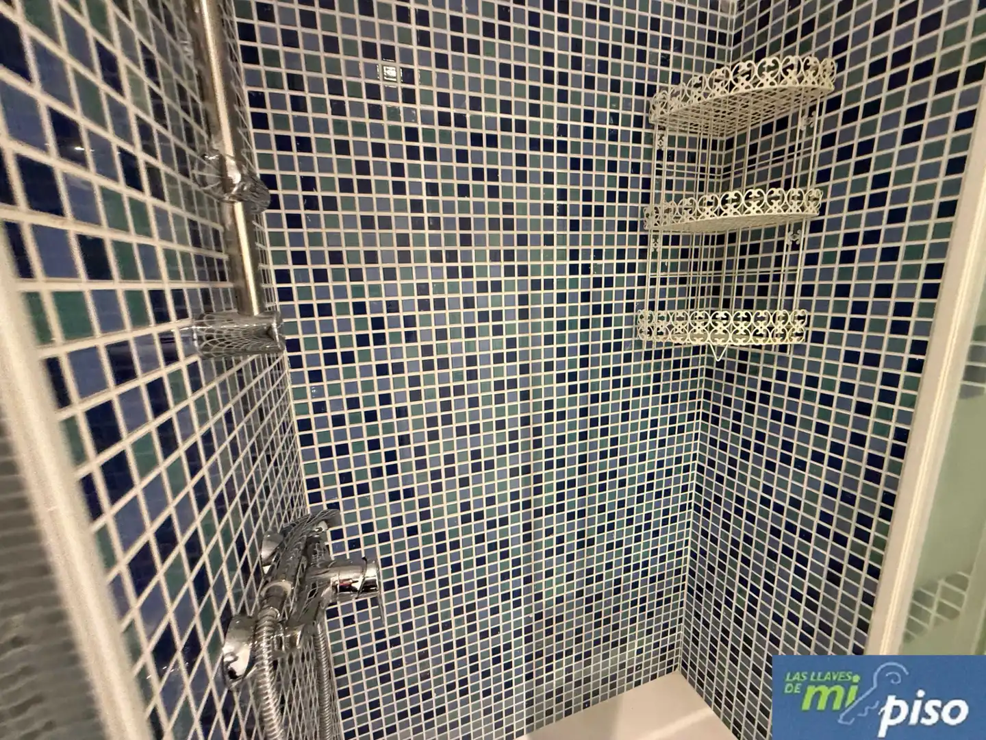 Bany de Pis en venda en Valladolid amb Calefacció, Parquet i Forn