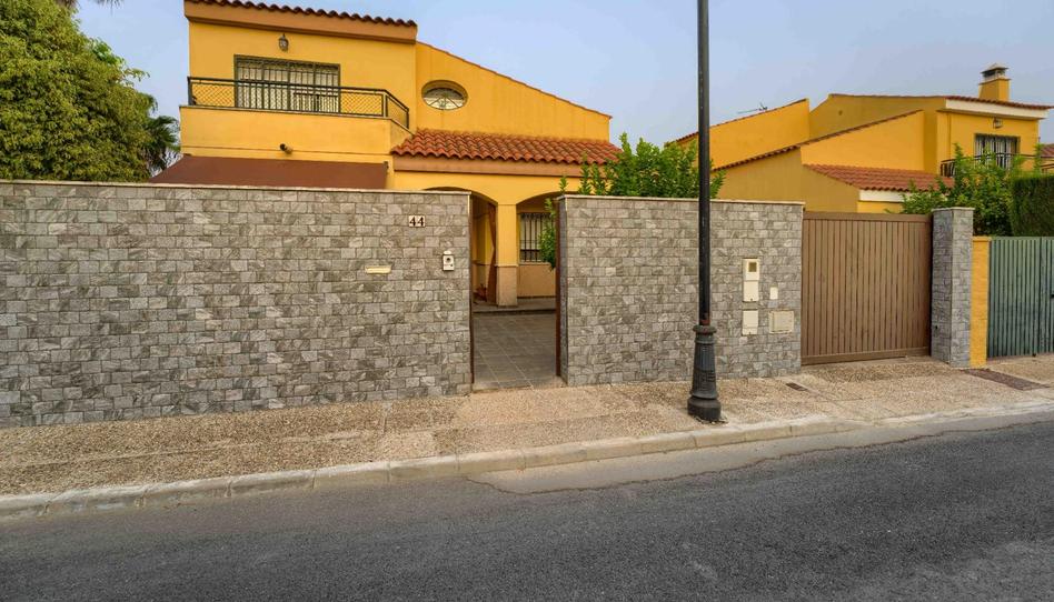 Foto 1 de Casa adosada en venta en Urbanizacion Olivar de Loreto, Loreto, Sevilla