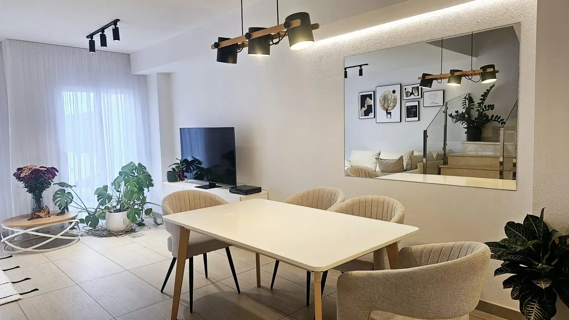 Comedor de Casa adosada en venta en Calpe / Calp con Aire acondicionado, Terraza y Amueblado