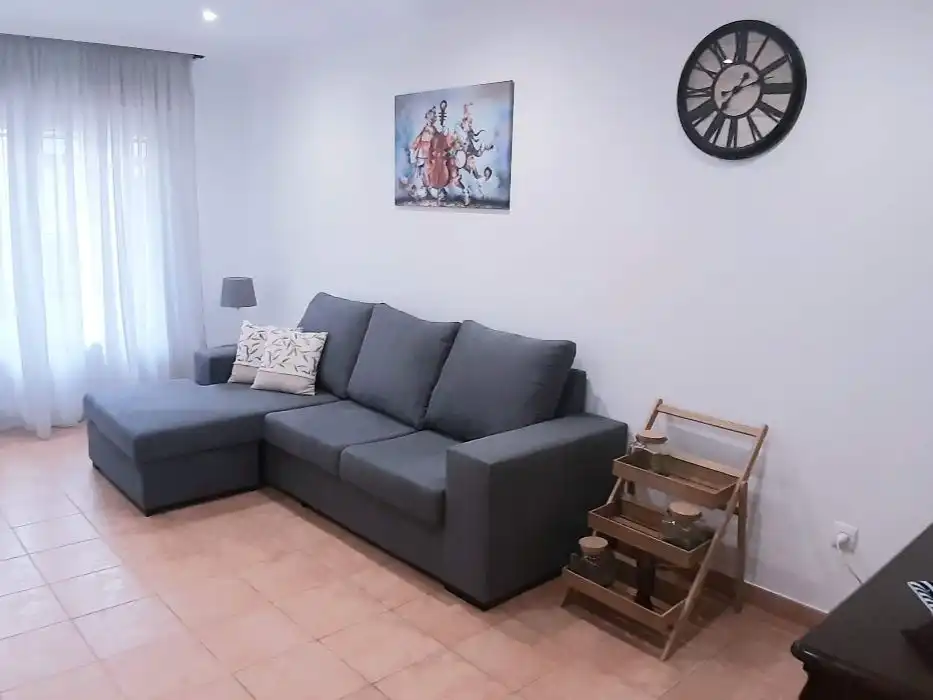 Wohnzimmer von Wohnung zur Miete in Boiro mit Heizung, Privatgarten und Parkett