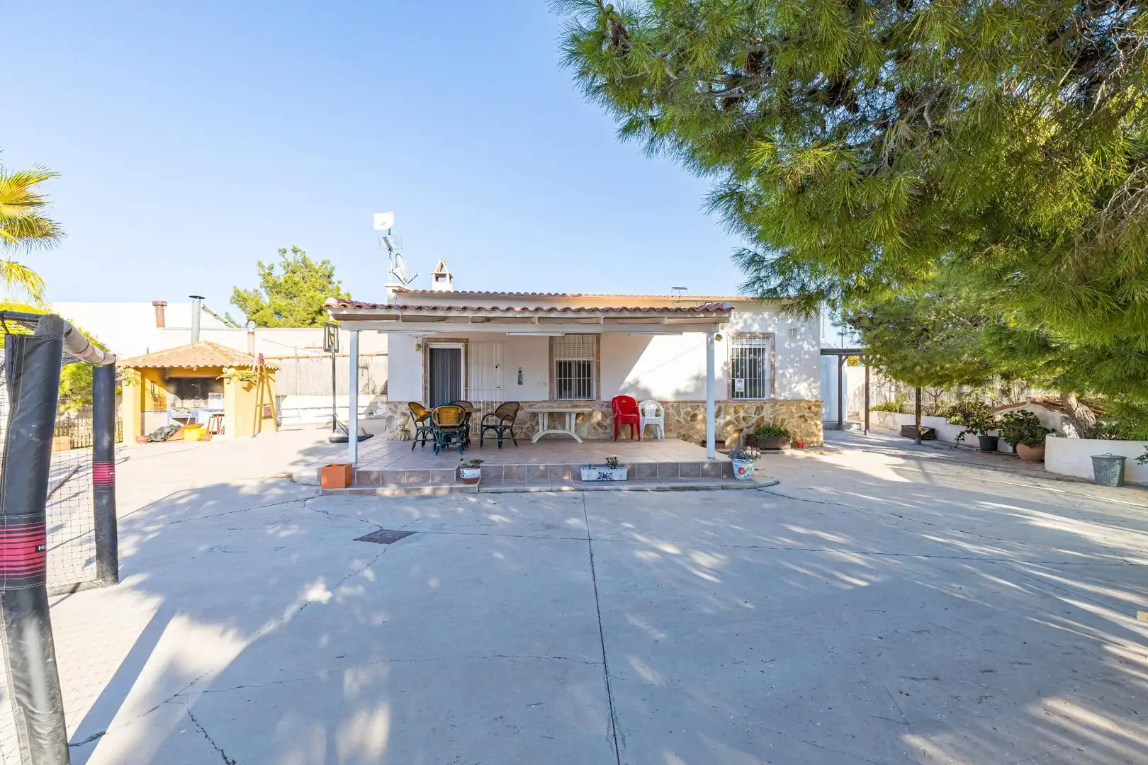 Xalet amb piscina en venda a El Fenazar - Campotéjar