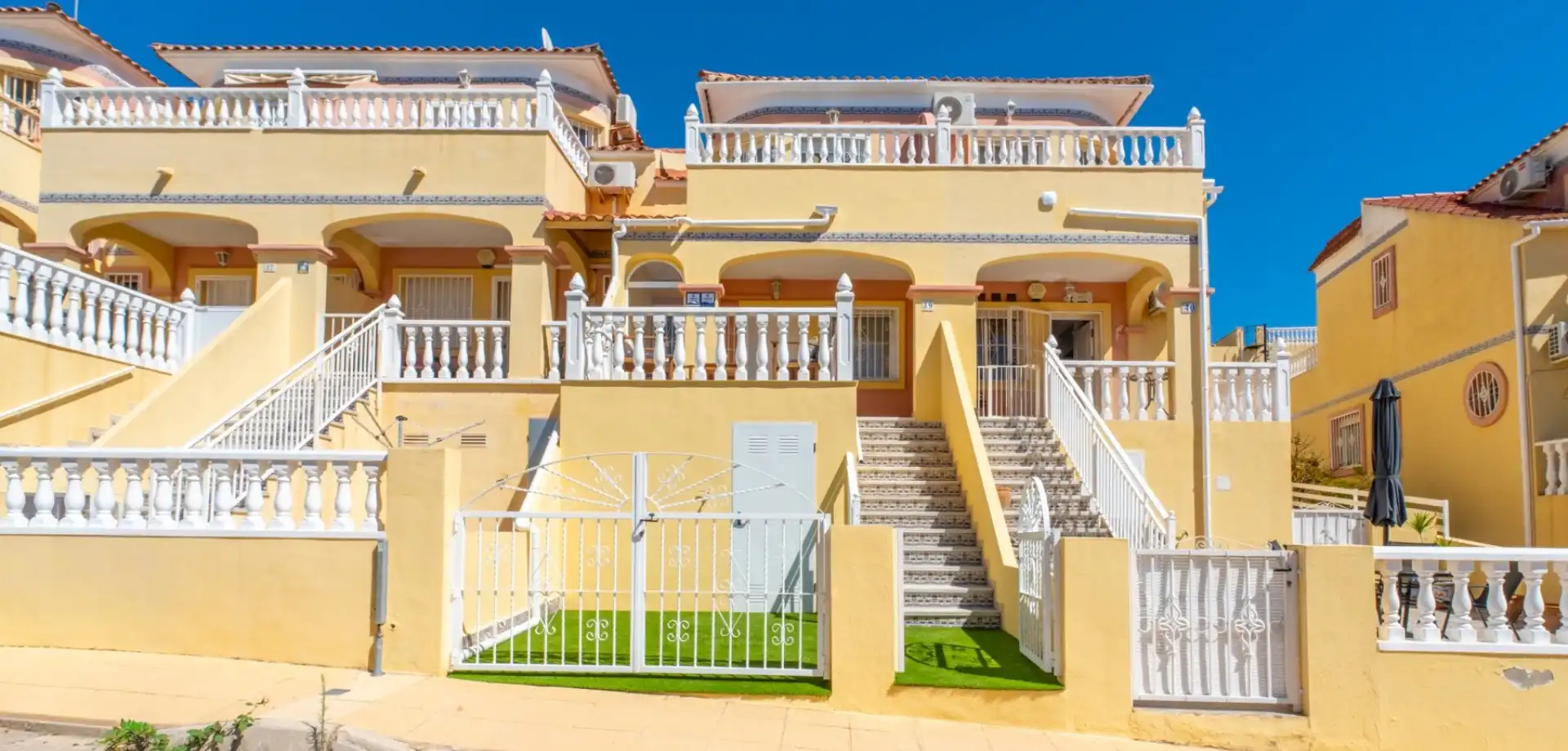 Adosado con terraza en venta en Orihuela Costa, imagen 3