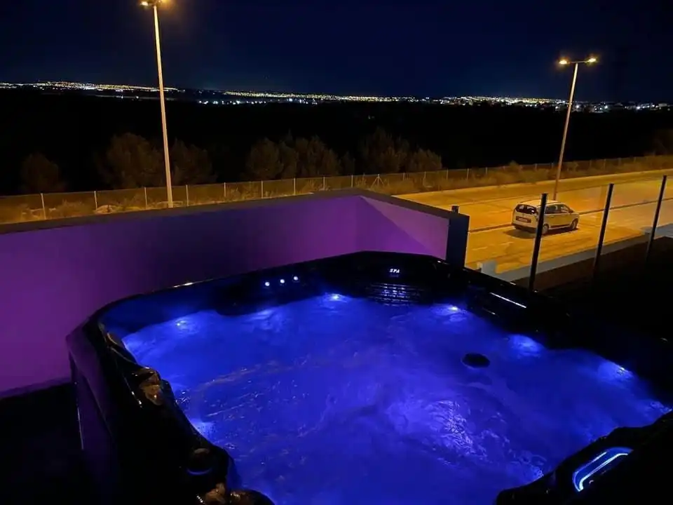 Terrassa de Casa o xalet en venda en Orihuela amb Calefacció, Jardí privat i Piscina