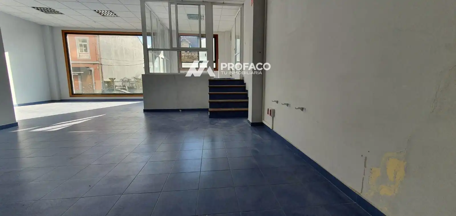 Oficina de alquiler en A Cañiza  