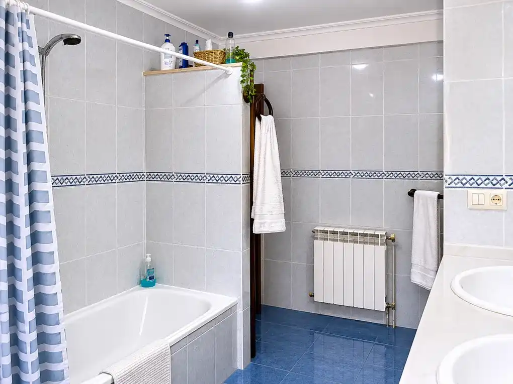 Casa amb terrassa en venda a Narganes, imagen 50