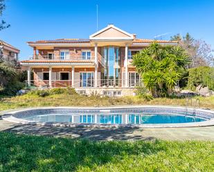 Vista exterior de Casa o xalet en venda en Reus amb Aire condicionat, Calefacció i Jardí privat