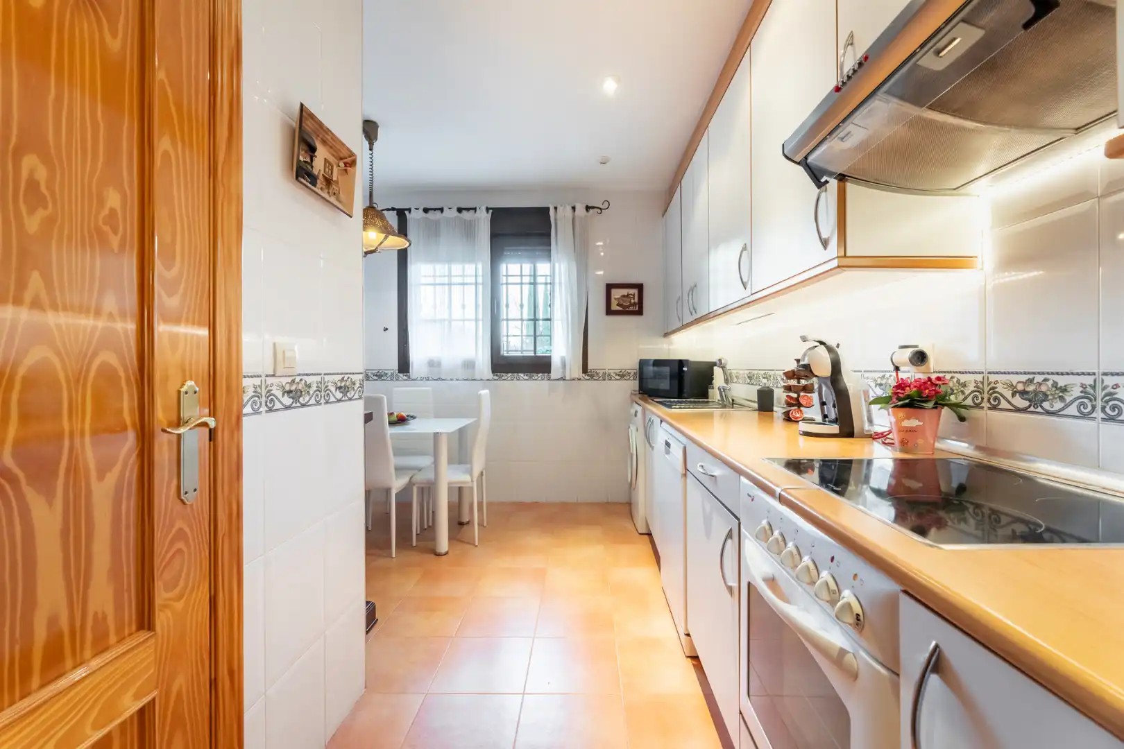 Cocina de Casa o chalet en venta en Navalcarnero con Calefacción, Jardín privado y Terraza