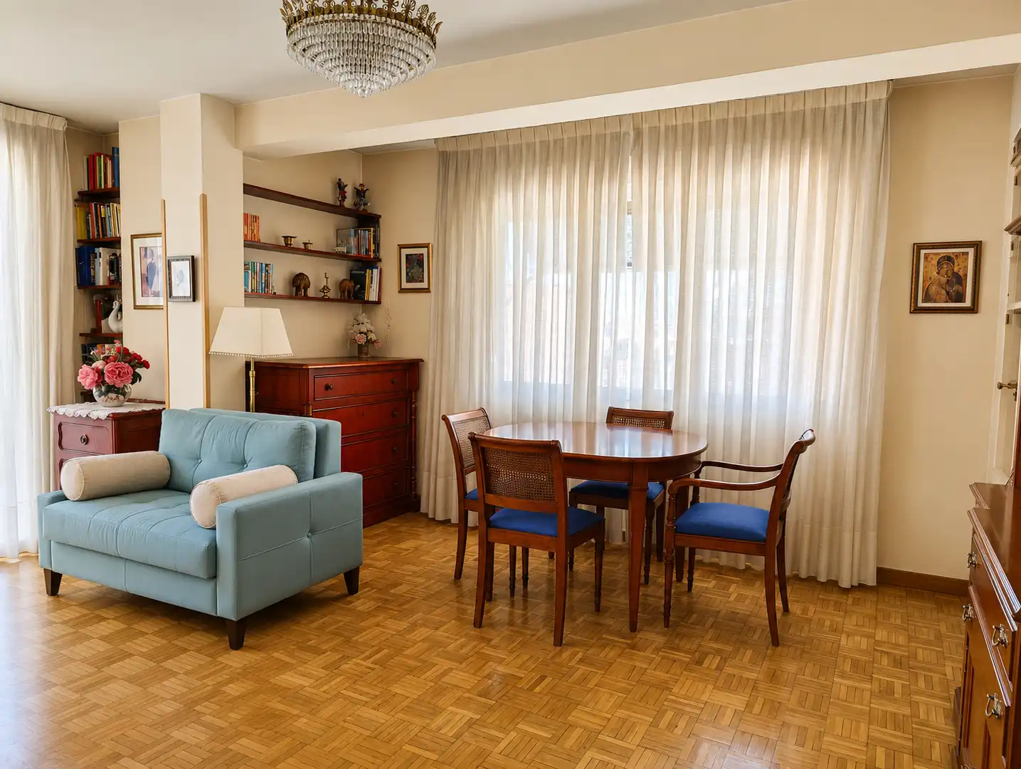 Sala d'estar de Pis en venda en Madrid amb Calefacció