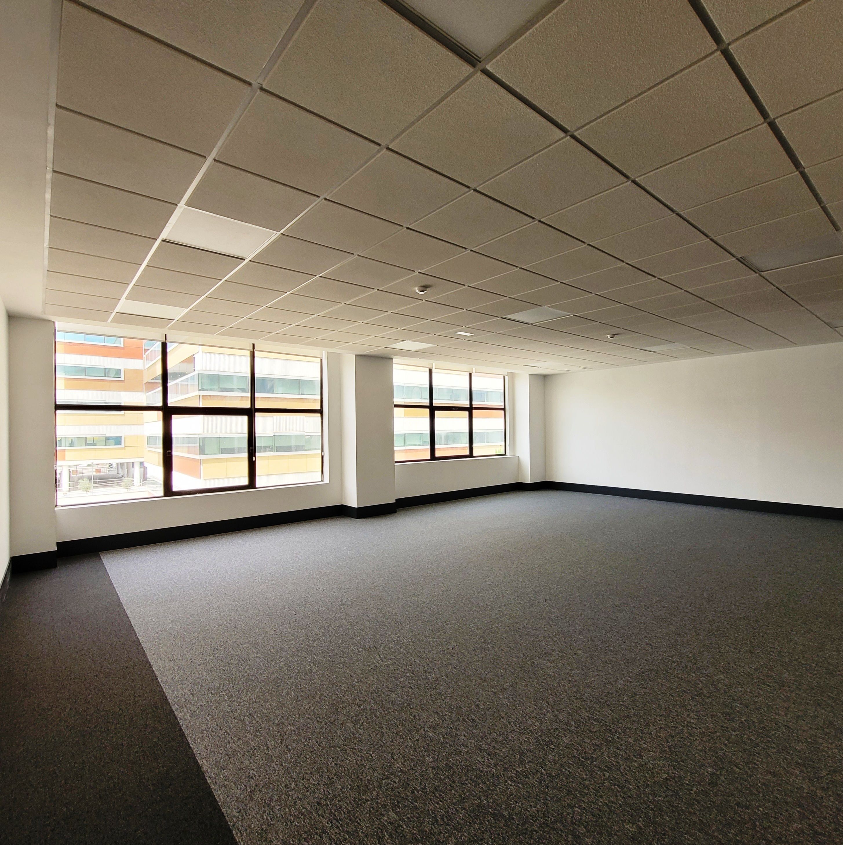 Office for sale in  Madrid Capital  with Air Conditioner, Heating and Internet