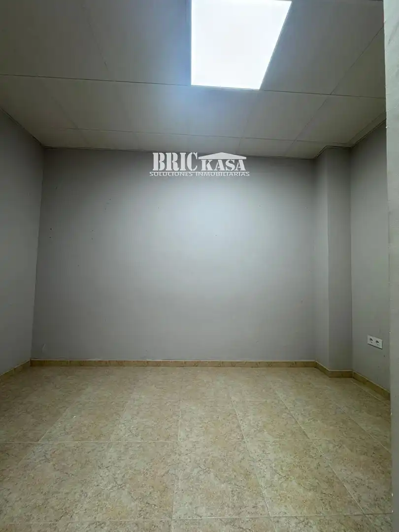 Local comercial en alquiler en SANTA LUISA DE MARILLAC, imagen 5