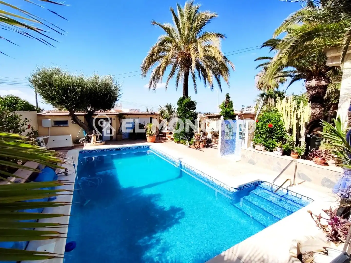 Piscina de Casa o xalet en venda en Rojales amb Aire condicionat, Calefacció i Jardí privat
