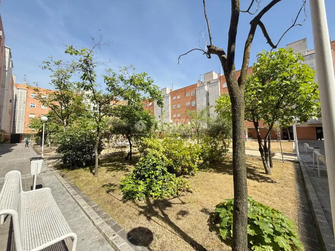 Vista exterior de Piso en venta en Madrid con Aire acondicionado y Calefacción