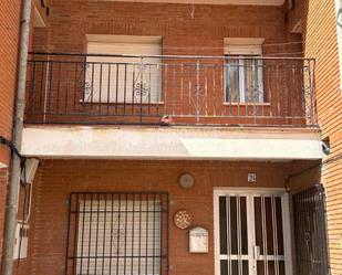 Vista exterior de Pis en venda en Cuerva amb Calefacció