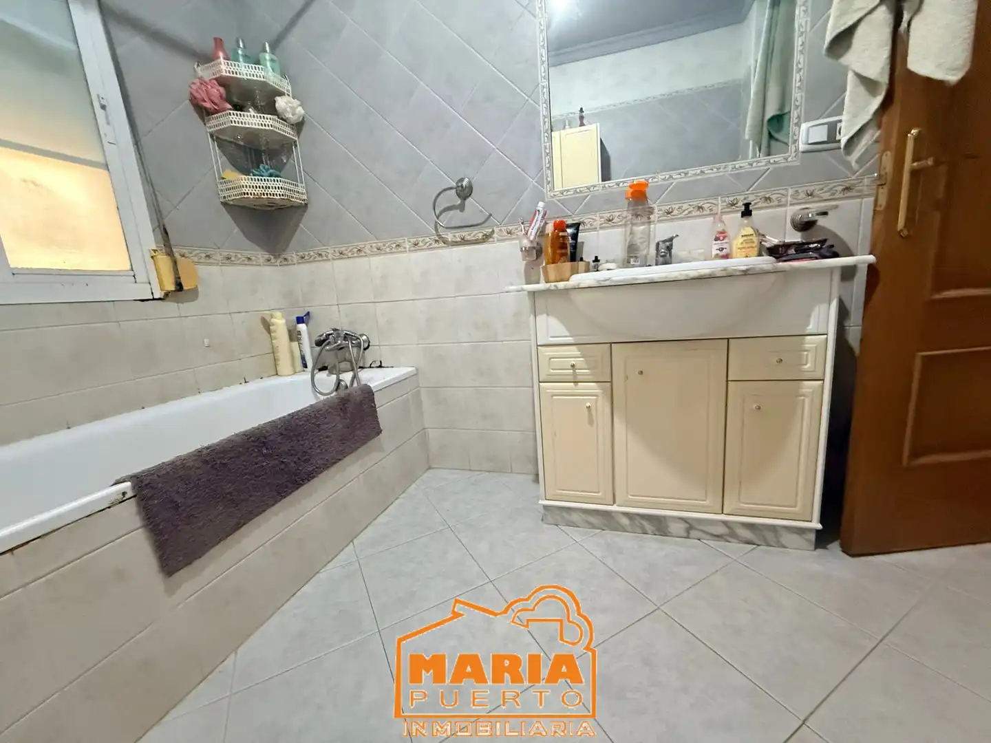 Bathroom of Country homes for sale in Villanueva de la Concepción