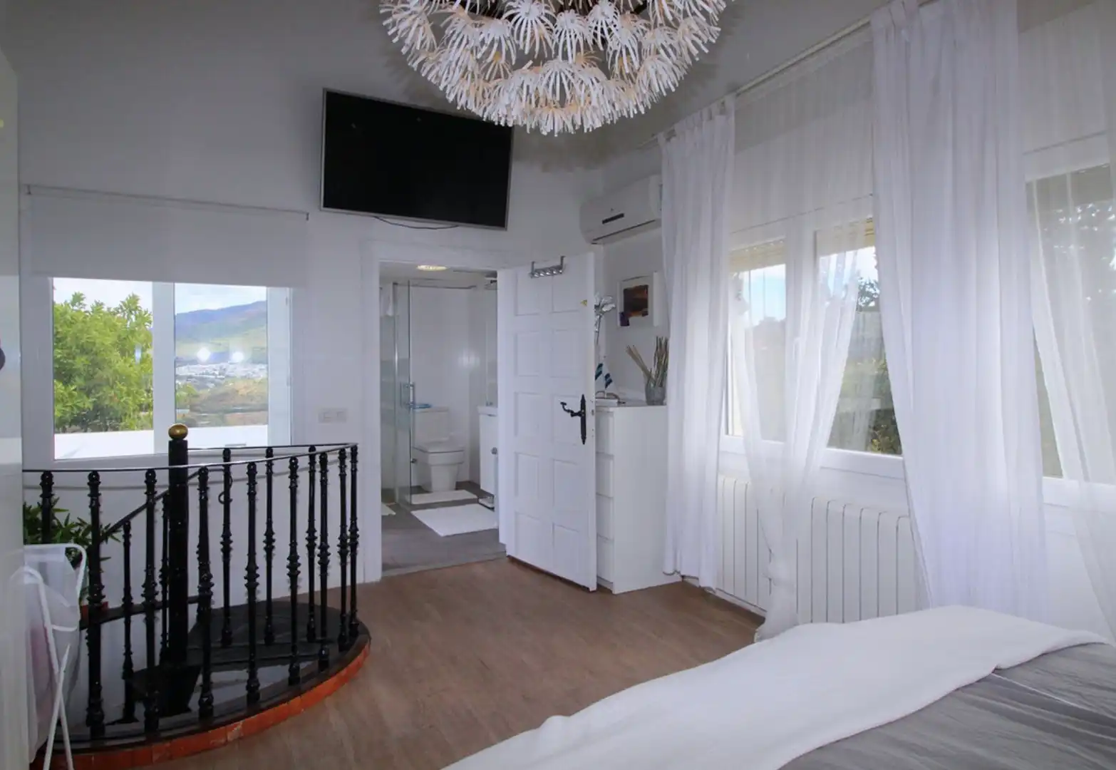 Bedroom of Houses for sale in Coín  with Air Conditioner, Heating and Private garden