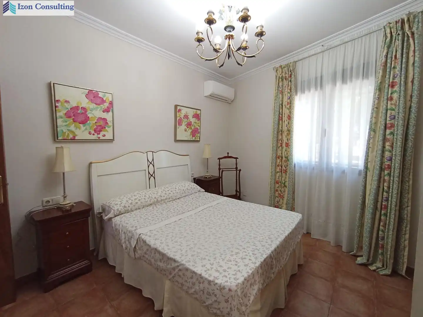 Dormitori de Casa o xalet en venda en Villarrobledo amb Aire condicionat, Calefacció i Piscina