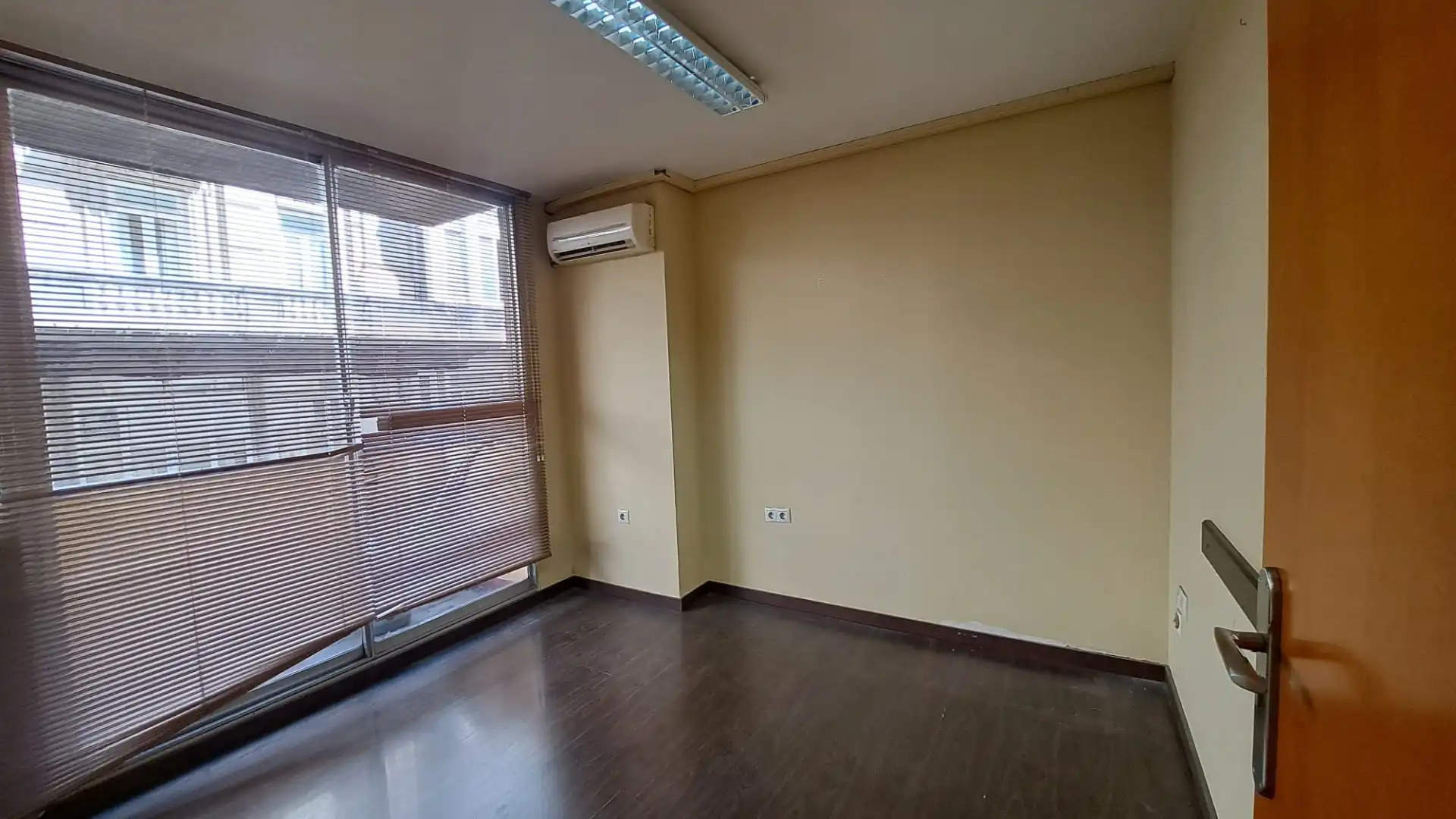 Büro mit Aufzug zur Miete in Carrer de les Garrigues, imagen 20