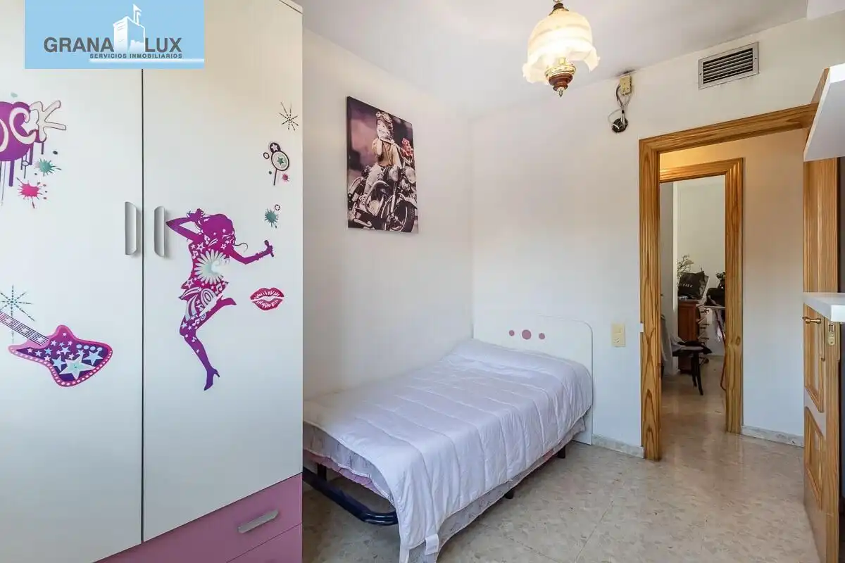 Flat with terrace for sale in Avenida de Juan Pablo II, imagen 13