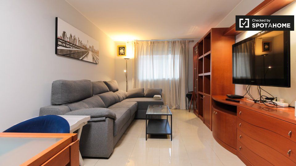 Living room of Flat to rent in Cornellà de Llobregat  with Air Conditioner, Heating and Furnished