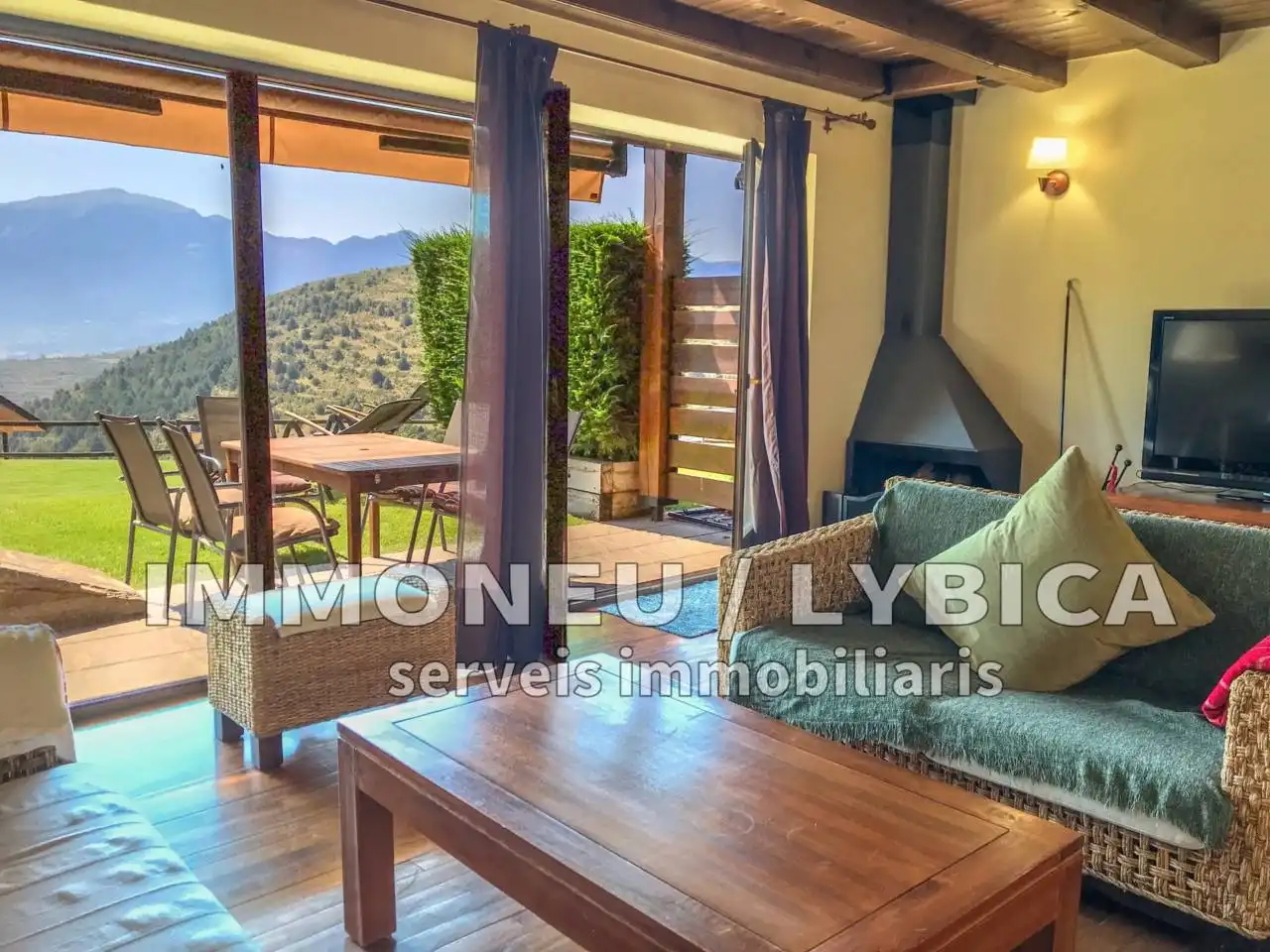 Terraza de Casa o chalet en venta en Bellver de Cerdanya con Calefacción, Parquet y Terraza