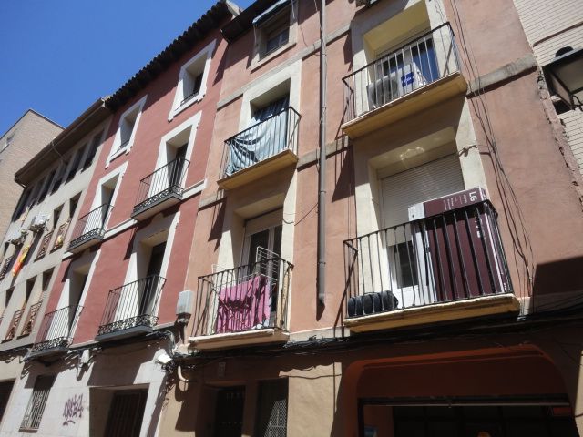 Vista exterior de Piso en venta en  Zaragoza Capital