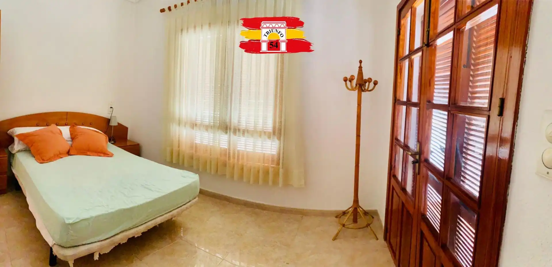 Habitación de Casa o chalet en venta en Pilar de la Horadada con Jardín privado, Terraza y Amueblado