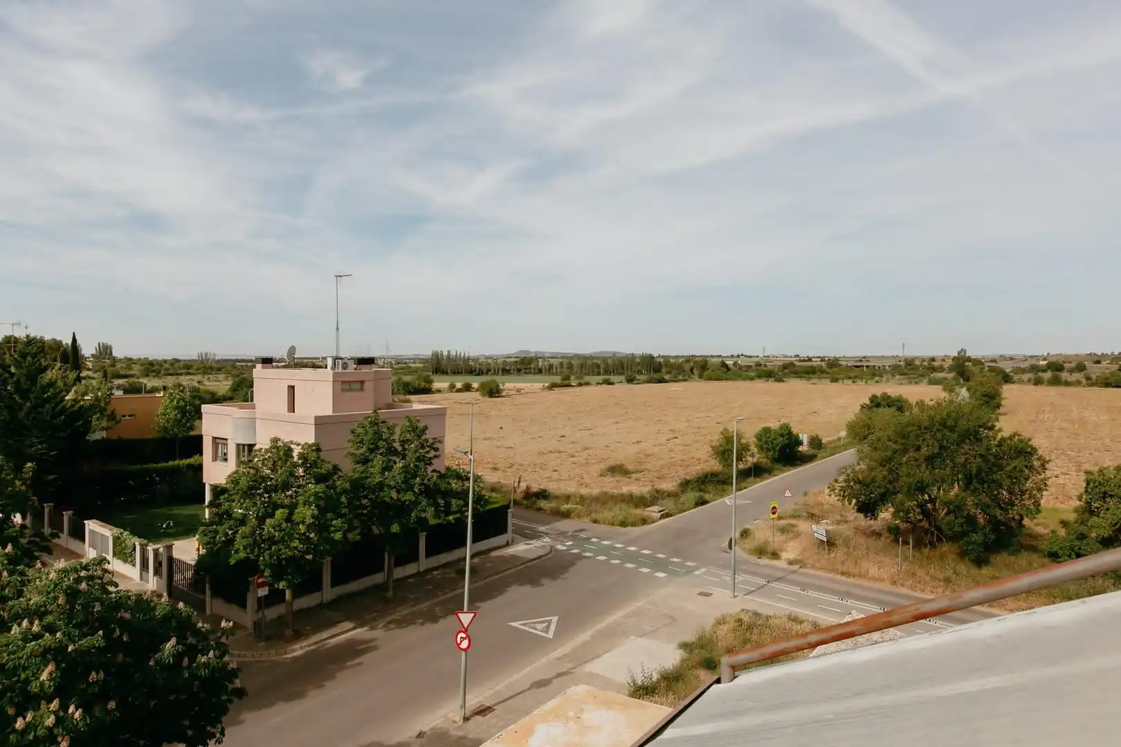 Casa adosada en venta en Huesca con Aire acondicionado, Jardín privado y Terraza