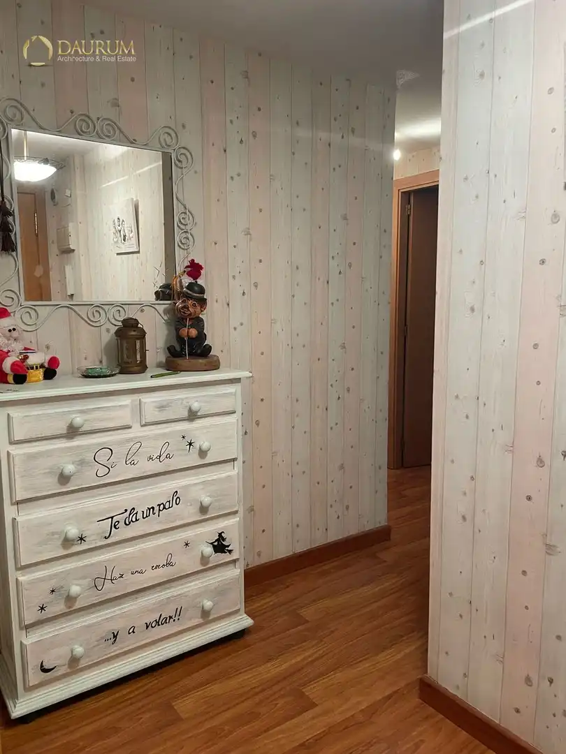Habitación de Piso en venta en Alicante / Alacant con Aire acondicionado, Calefacción y Terraza
