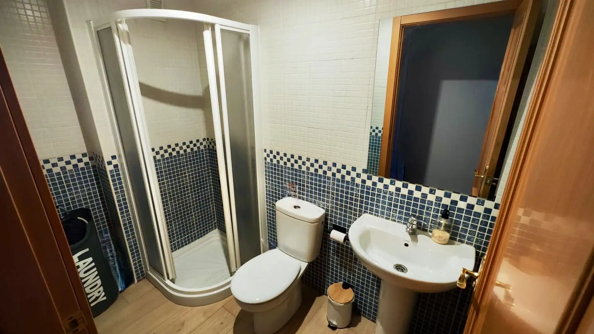 Badezimmer von Wohnung zum Verkauf in Badajoz mit Klimaanlage, Heizung und Abstellraum