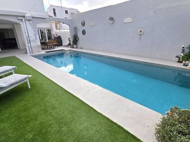 Casa rústica amb piscina en venda a Los Gallardos