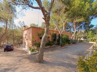 Detached house with pool for sale in La Romana