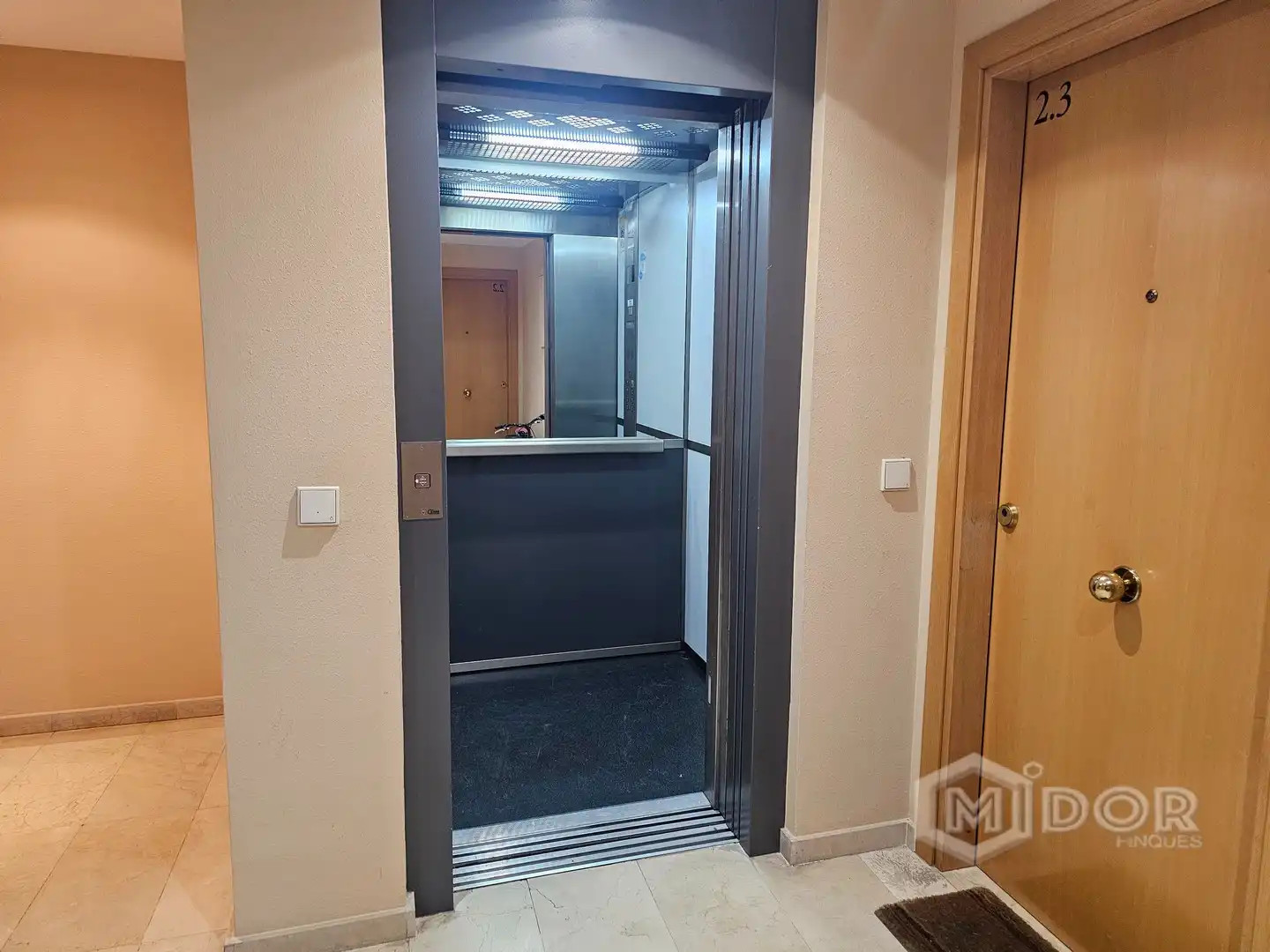 Apartament amb terrassa en venda a Carrer de Joan Camisó 67, imagen 24