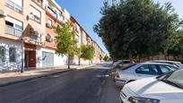 Exterior view of Flat for sale in  Granada Capital