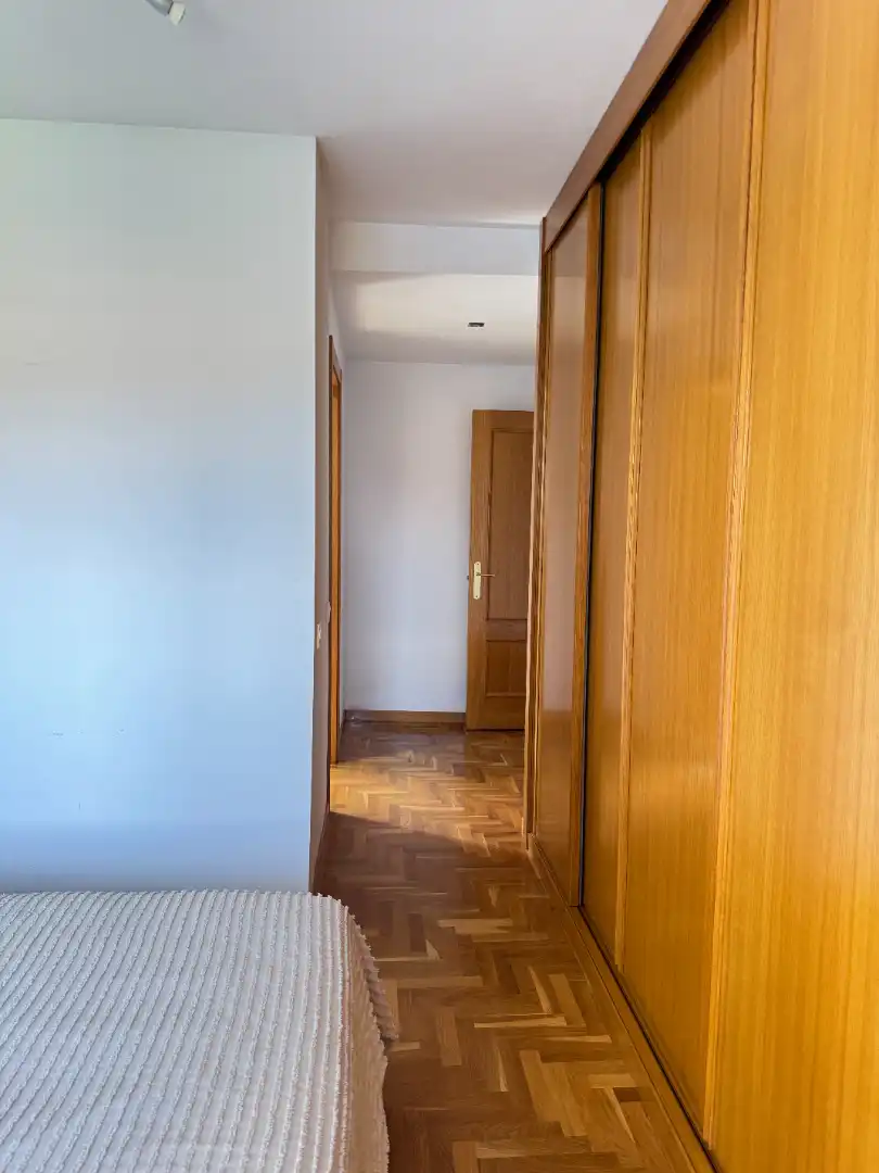 Piso en venta en Avilés con Calefacción, Parquet y Terraza