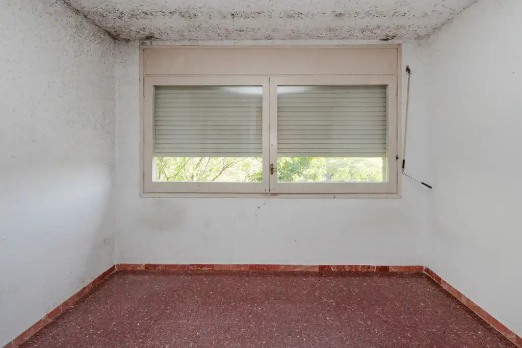 Bedroom of Flat for sale in Terrassa