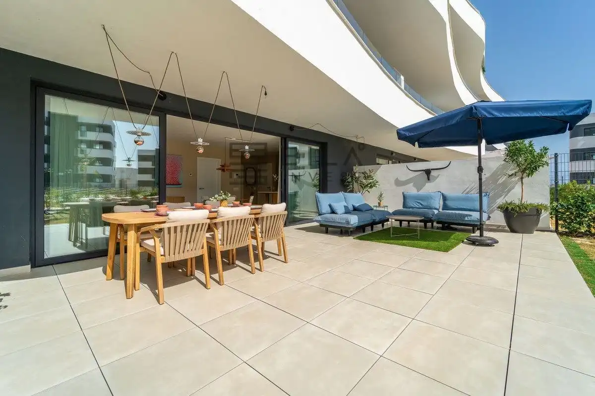 Flat with pool for sale in 8 de marzo, imagen 2