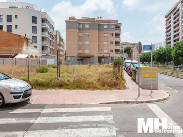 Grundstücke und Bauplätze zum Verkauf in C/ de Ferrán i Dantequera 2