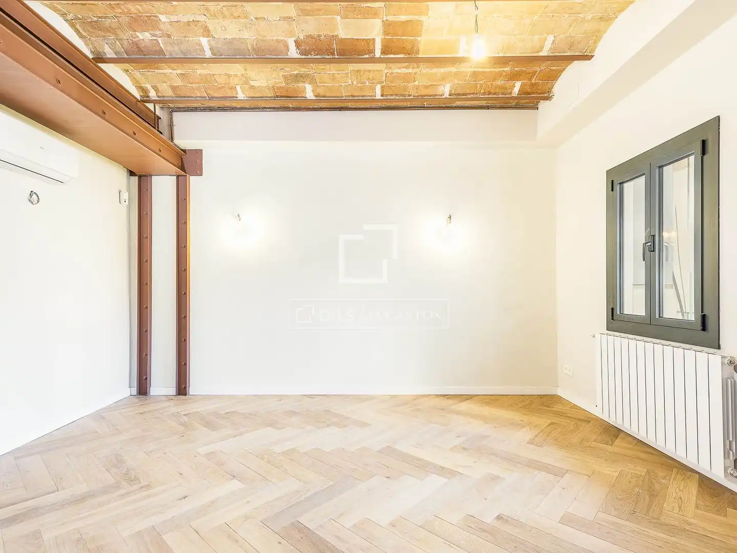 Piso en venta en Barcelona con Aire acondicionado y Terraza