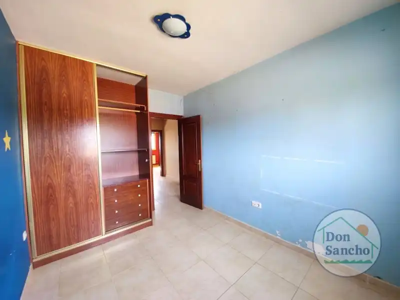 Bedroom of Detached homes for sale in Pozaldez  with Heating and Private garden
