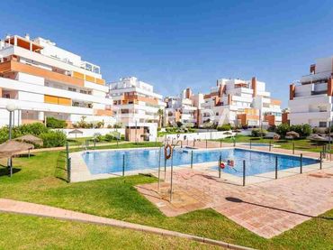 Mini appartamento con piscina in vendita a Avenida CIUDAD DE CADIZ