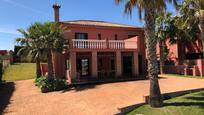 Vista exterior de Casa o xalet en venda en Conil de la Frontera amb Aire condicionat i Terrassa