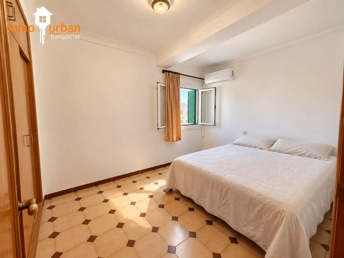 Flat with terrace for sale in Llevant, imagen 5