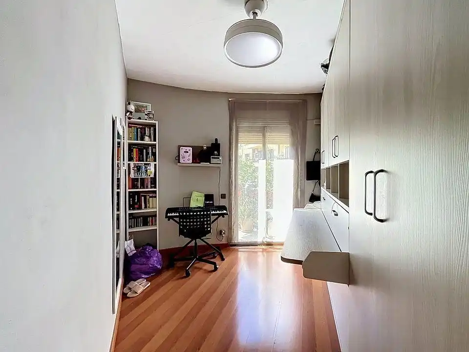 Habitación de Apartamento en venta en Barcelona con Aire acondicionado, Calefacción y Parquet