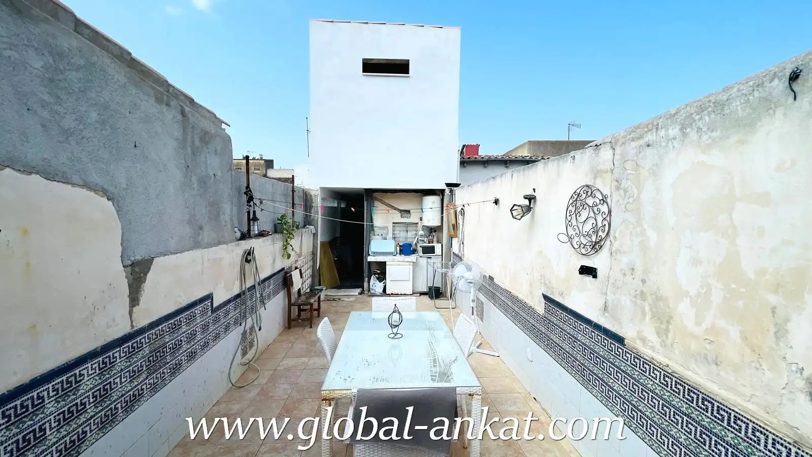Vista exterior de Casa adosada en venda en Felanitx amb Aire condicionat, Jardí privat i Terrassa